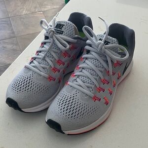 Nike Pegasus 33 New without box 6.5 pink gray orange